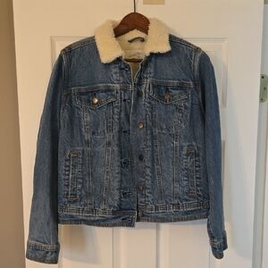 Universal Thread Cream Sherpa Jacket